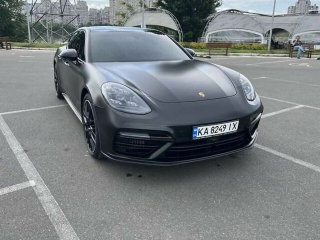 Сірий Порше Panamera, об'ємом двигуна 4 л та пробігом 103 тис. км за 82999 $, фото 1 на Automoto.ua