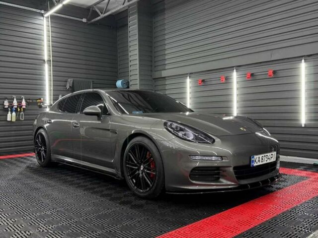 Сірий Порше Panamera, об'ємом двигуна 3.6 л та пробігом 112 тис. км за 27500 $, фото 1 на Automoto.ua