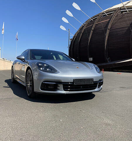 Сірий Порше Panamera, об'ємом двигуна 2.9 л та пробігом 21 тис. км за 67000 $, фото 1 на Automoto.ua