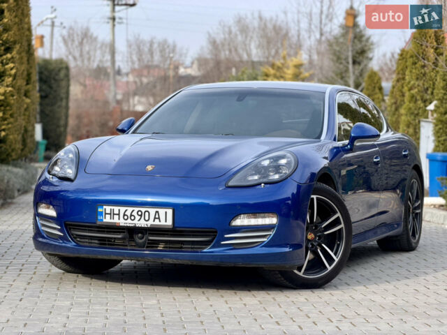 Синій Порше Panamera, об'ємом двигуна 4.81 л та пробігом 91 тис. км за 18500 $, фото 1 на Automoto.ua