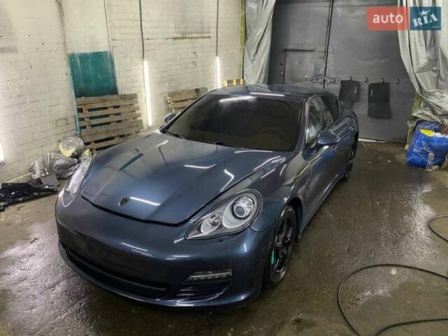 Синий Порше Панамера, объемом двигателя 3.61 л и пробегом 186 тыс. км за 13500 $, фото 1 на Automoto.ua