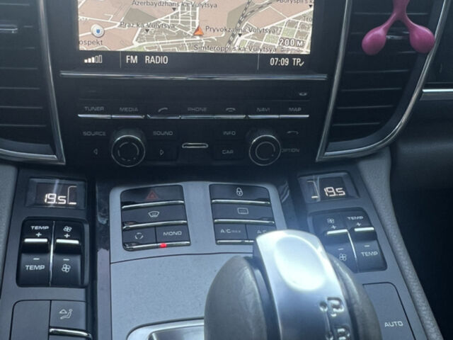 Синій Порше Panamera, об'ємом двигуна 2.97 л та пробігом 134 тис. км за 26800 $, фото 1 на Automoto.ua