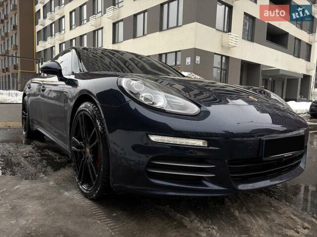 Синій Порше Panamera, об'ємом двигуна 3.61 л та пробігом 82 тис. км за 32100 $, фото 1 на Automoto.ua