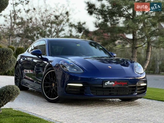 Синій Порше Panamera, об'ємом двигуна 2.89 л та пробігом 70 тис. км за 85000 $, фото 1 на Automoto.ua