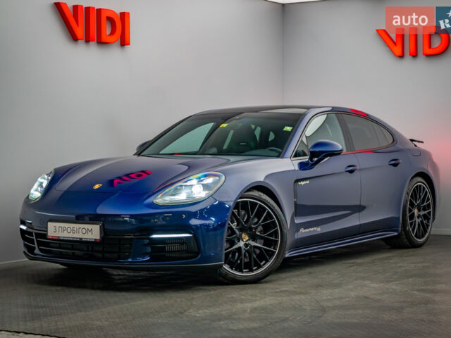 Синій Порше Panamera, об'ємом двигуна 2.9 л та пробігом 70 тис. км за 80591 $, фото 1 на Automoto.ua