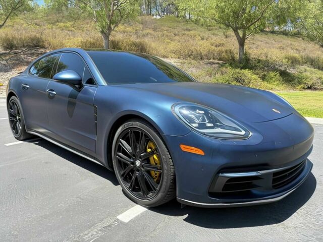 Синий Порше Панамера, объемом двигателя 3 л и пробегом 37 тыс. км за 21000 $, фото 1 на Automoto.ua