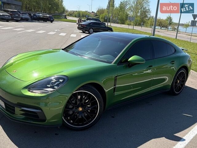 Зеленый Порше Панамера, объемом двигателя 2.89 л и пробегом 102 тыс. км за 62999 $, фото 1 на Automoto.ua