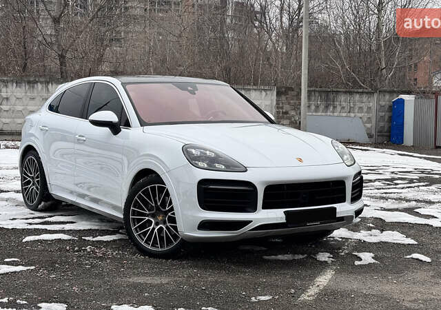 Белый Порше Cayenne Coupe, объемом двигателя 3 л и пробегом 74 тыс. км за 85000 $, фото 1 на Automoto.ua