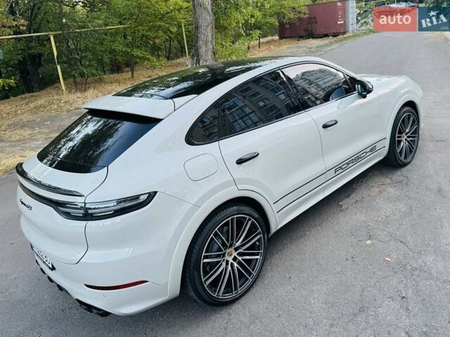 Сірий Порше Cayenne Coupe, об'ємом двигуна 4 л та пробігом 18 тис. км за 137000 $, фото 1 на Automoto.ua