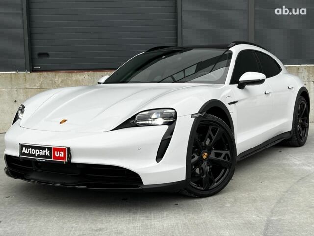 Белый Порше Тайкан, объемом двигателя 1 л и пробегом 21 тыс. км за 76990 $, фото 1 на Automoto.ua