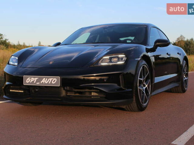 Черный Порше Тайкан, объемом двигателя 0 л и пробегом 1 тыс. км за 93700 $, фото 1 на Automoto.ua