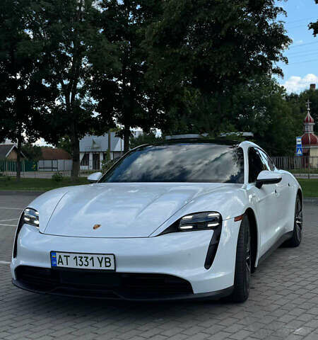 Порше Тайкан, об'ємом двигуна 0 л та пробігом 17 тис. км за 58100 $, фото 1 на Automoto.ua