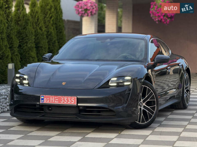 Серый Порше Тайкан, объемом двигателя 0 л и пробегом 129 тыс. км за 53500 $, фото 1 на Automoto.ua