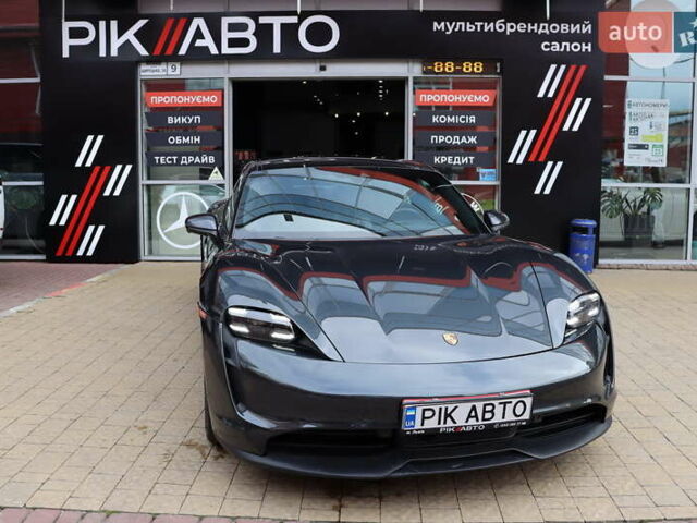 Сірий Порше Тайкан, об'ємом двигуна 0 л та пробігом 68 тис. км за 49900 $, фото 1 на Automoto.ua