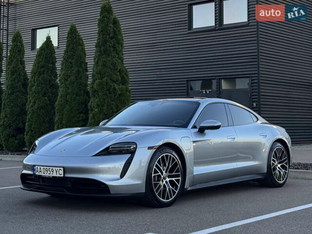 Серый Порше Тайкан, объемом двигателя 0 л и пробегом 82 тыс. км за 57500 $, фото 1 на Automoto.ua
