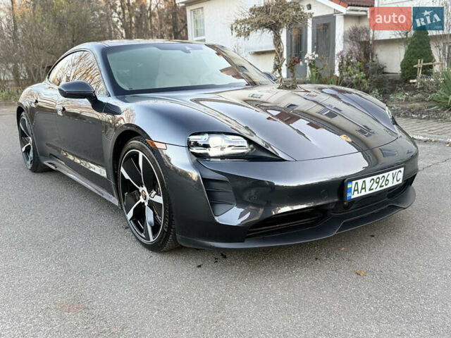 Серый Порше Тайкан, объемом двигателя 0 л и пробегом 63 тыс. км за 85000 $, фото 1 на Automoto.ua