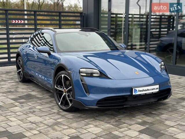 Синий Порше Taycan Cross Turismo, объемом двигателя 0 л и пробегом 17 тыс. км за 80900 $, фото 1 на Automoto.ua