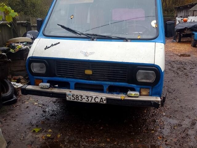 РАФ 2203, об'ємом двигуна 2.4 л та пробігом 87 тис. км за 1200 $, фото 1 на Automoto.ua