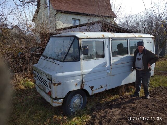 Синій РАФ 3311, об'ємом двигуна 1.6 л та пробігом 100 тис. км за 1000 $, фото 1 на Automoto.ua