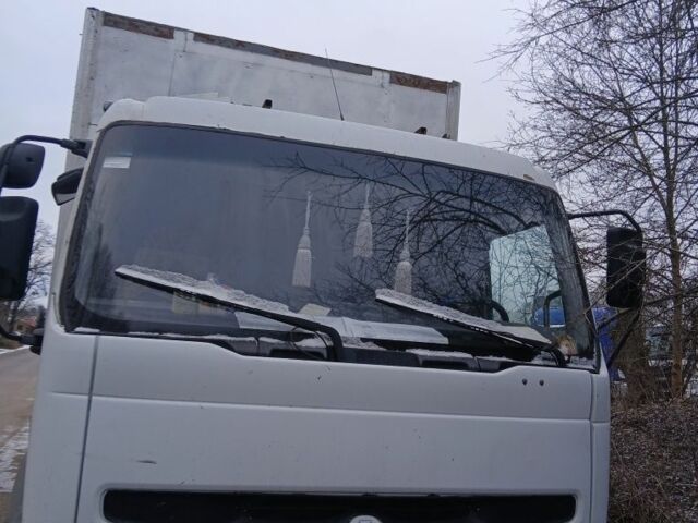 Белый Рено 10, объемом двигателя 0 л и пробегом 2 тыс. км за 10000 $, фото 1 на Automoto.ua