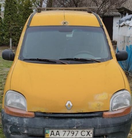 Жовтий Рено 10, об'ємом двигуна 1 л та пробігом 48 тис. км за 2200 $, фото 1 на Automoto.ua