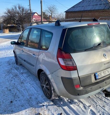 Серый Рено 10, объемом двигателя 1.9 л и пробегом 350 тыс. км за 4000 $, фото 1 на Automoto.ua