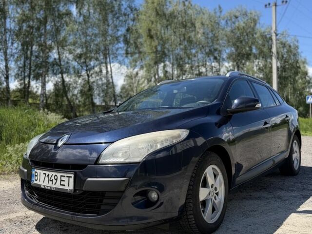 Синий Рено 10, объемом двигателя 1.5 л и пробегом 351 тыс. км за 6500 $, фото 1 на Automoto.ua