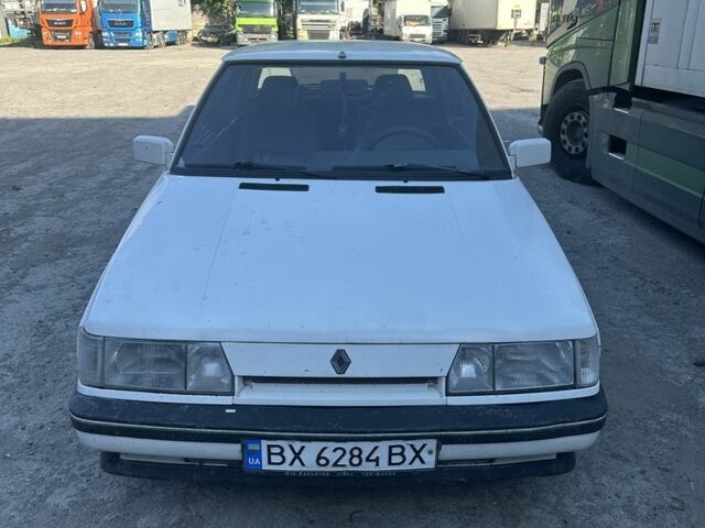 Білий Рено 11, об'ємом двигуна 1.4 л та пробігом 1000 тис. км за 750 $, фото 1 на Automoto.ua