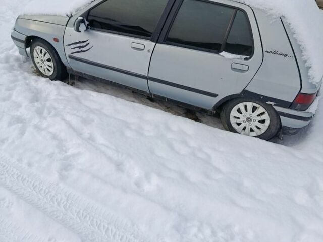 Белый Рено 11, объемом двигателя 1.4 л и пробегом 160 тыс. км за 600 $, фото 1 на Automoto.ua