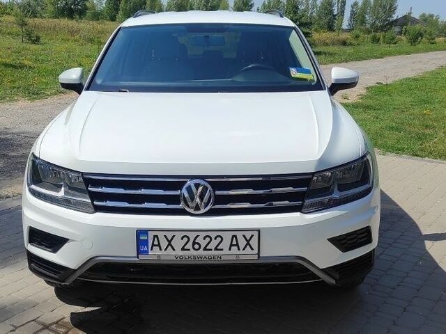 Красный Рено 11, объемом двигателя 1.6 л и пробегом 808 тыс. км за 269 $, фото 1 на Automoto.ua