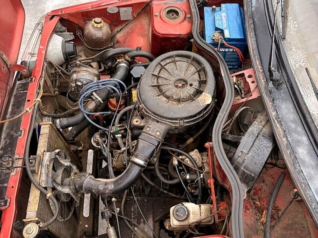 Красный Рено 11, объемом двигателя 1.4 л и пробегом 176 тыс. км за 1100 $, фото 1 на Automoto.ua