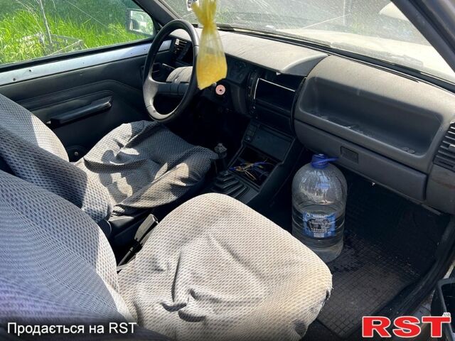 Серый Рено 11, объемом двигателя 1.7 л и пробегом 0 тыс. км за 400 $, фото 1 на Automoto.ua