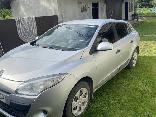 Сірий Рено 11, об'ємом двигуна 1.5 л та пробігом 300 тис. км за 4783 $, фото 1 на Automoto.ua