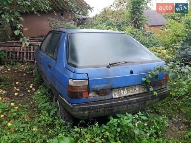 Синий Рено 11, объемом двигателя 1.6 л и пробегом 111 тыс. км за 250 $, фото 1 на Automoto.ua