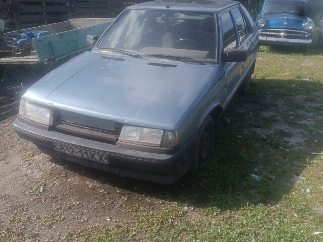 Синий Рено 11, объемом двигателя 1.5 л и пробегом 200 тыс. км за 250 $, фото 1 на Automoto.ua