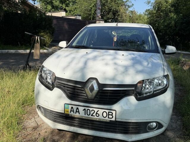 Белый Рено 12, объемом двигателя 1.5 л и пробегом 50 тыс. км за 5500 $, фото 1 на Automoto.ua