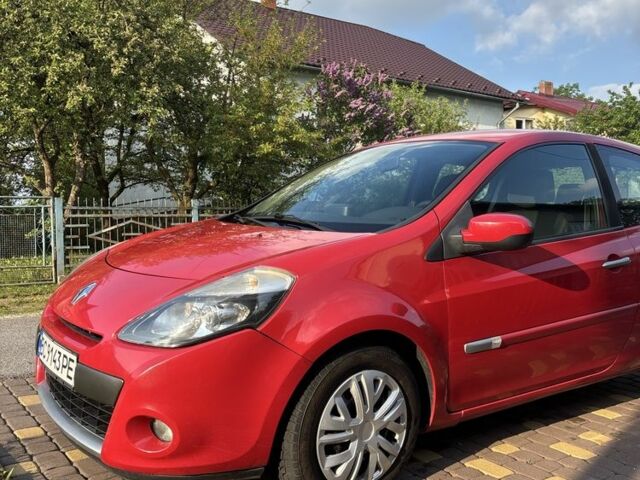 Красный Рено 12, объемом двигателя 1.1 л и пробегом 2 тыс. км за 4200 $, фото 1 на Automoto.ua