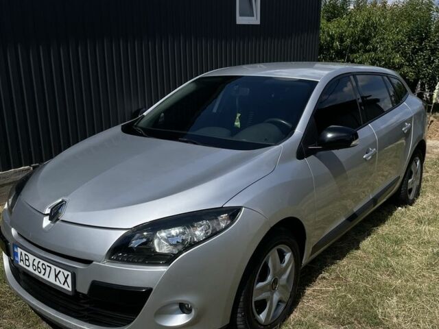 Серый Рено 12, объемом двигателя 1.5 л и пробегом 217 тыс. км за 6800 $, фото 1 на Automoto.ua