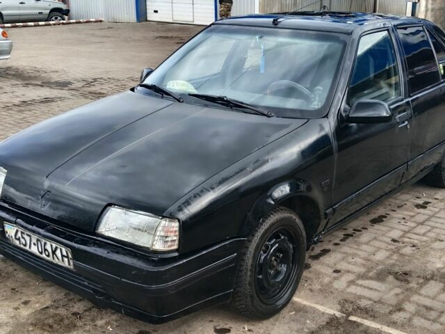 Черный Рено 19, объемом двигателя 1.7 л и пробегом 362 тыс. км за 922 $, фото 1 на Automoto.ua
