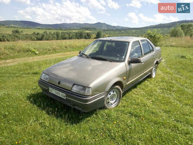 Черный Рено 19, объемом двигателя 1.7 л и пробегом 170 тыс. км за 750 $, фото 1 на Automoto.ua