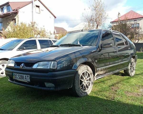Черный Рено 19, объемом двигателя 1.8 л и пробегом 375 тыс. км за 2000 $, фото 1 на Automoto.ua