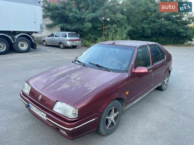 Красный Рено 19, объемом двигателя 1.4 л и пробегом 349 тыс. км за 700 $, фото 1 на Automoto.ua