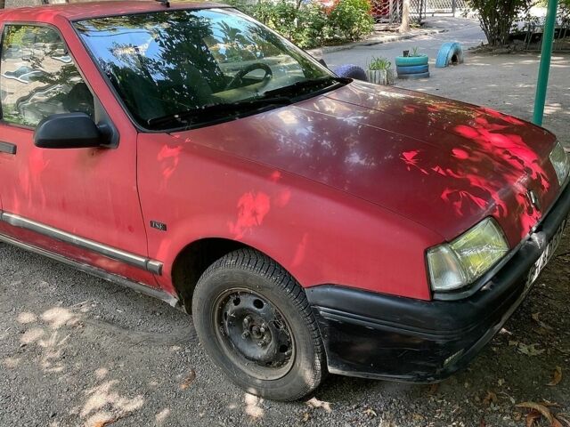 Червоний Рено 19, об'ємом двигуна 1.7 л та пробігом 370 тис. км за 602 $, фото 1 на Automoto.ua