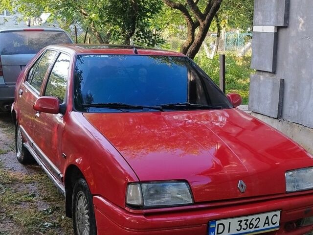 Червоний Рено 19, об'ємом двигуна 1.7 л та пробігом 330 тис. км за 1301 $, фото 1 на Automoto.ua