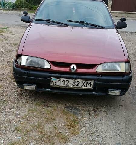 Красный Рено 19, объемом двигателя 1.8 л и пробегом 199 тыс. км за 800 $, фото 1 на Automoto.ua