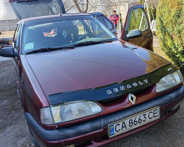 Красный Рено 19, объемом двигателя 1.72 л и пробегом 277 тыс. км за 1100 $, фото 1 на Automoto.ua