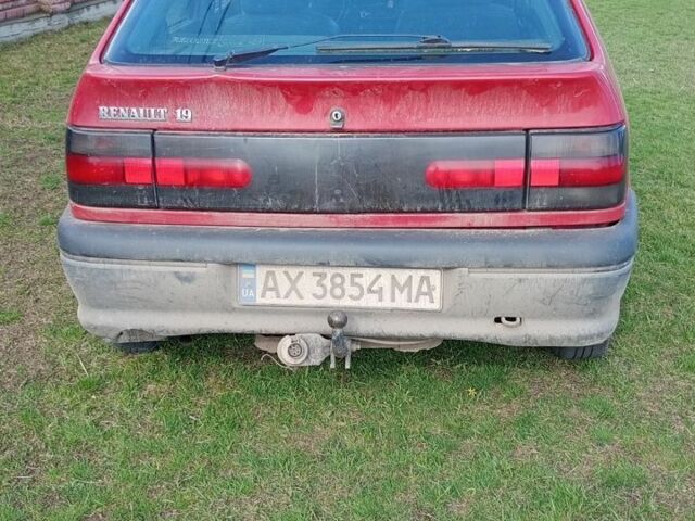 Червоний Рено 19, об'ємом двигуна 1.4 л та пробігом 350 тис. км за 339 $, фото 1 на Automoto.ua