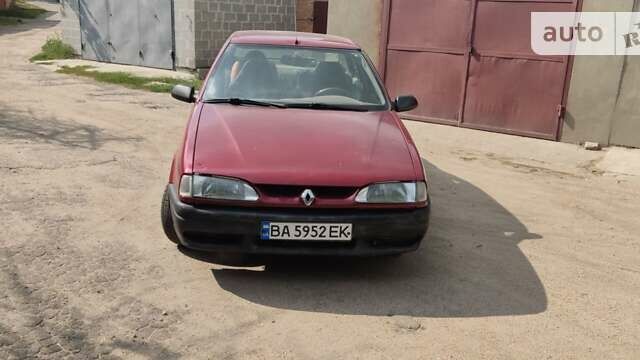 Красный Рено 19, объемом двигателя 1.4 л и пробегом 290 тыс. км за 1100 $, фото 1 на Automoto.ua