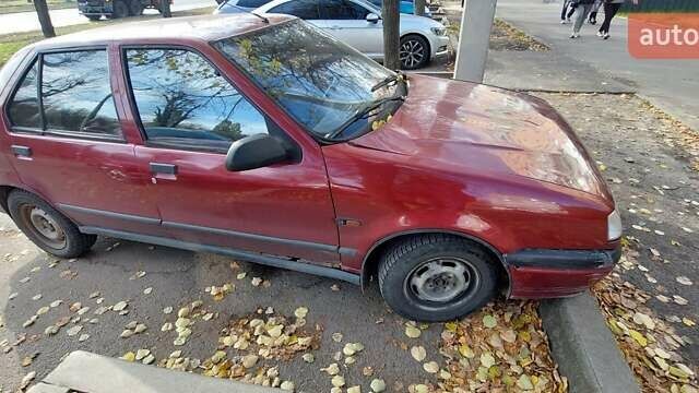 Красный Рено 19, объемом двигателя 1.4 л и пробегом 235 тыс. км за 900 $, фото 1 на Automoto.ua