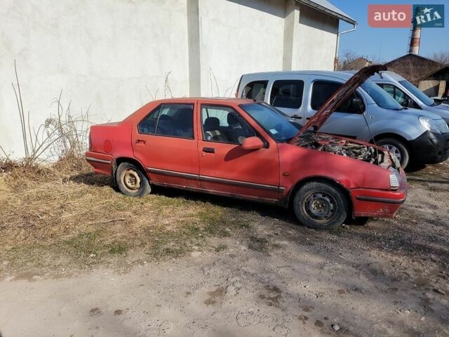 Красный Рено 19, объемом двигателя 0 л и пробегом 310 тыс. км за 336 $, фото 1 на Automoto.ua